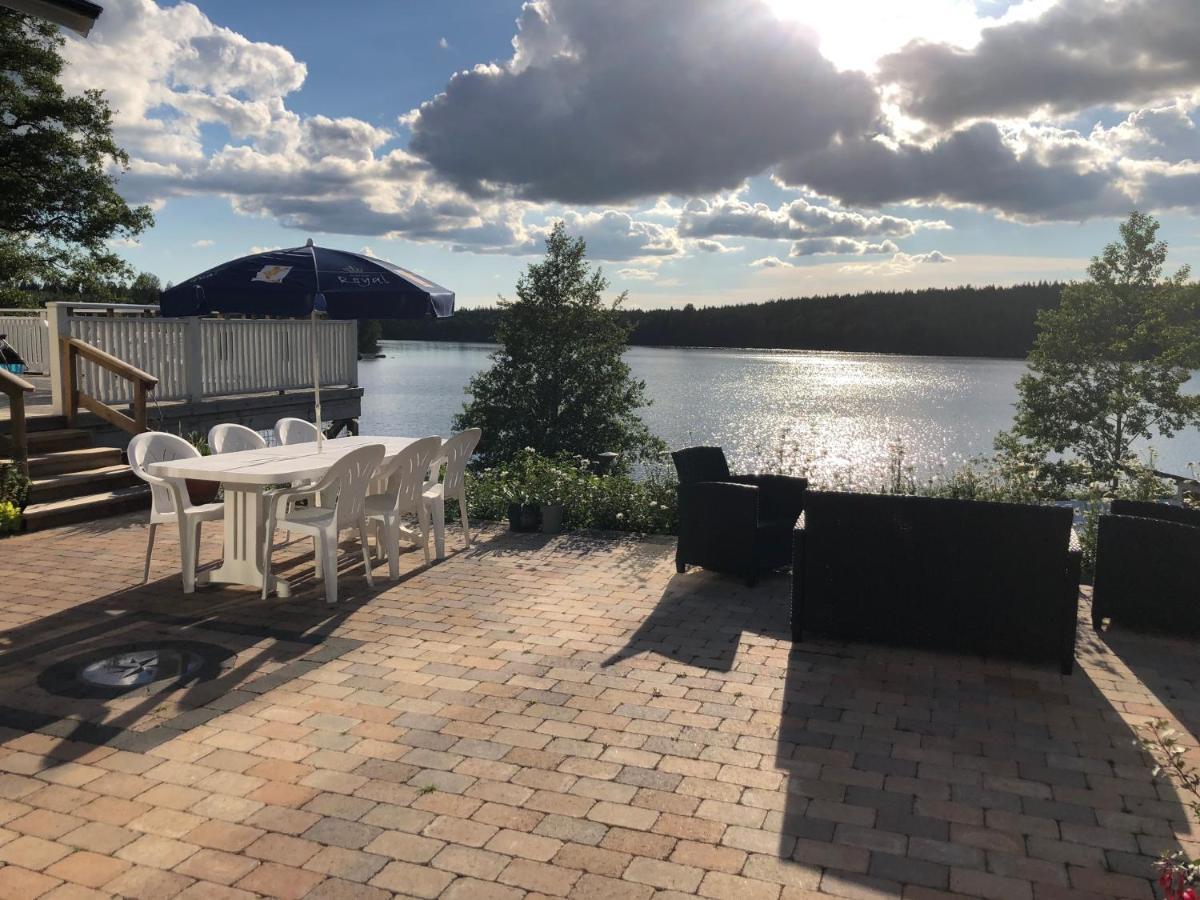 Stenhaella Bed&Breakfast Holmsjo Экстерьер фото